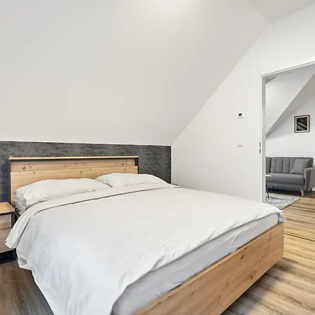 Apartment Attic By Mountain Ways *